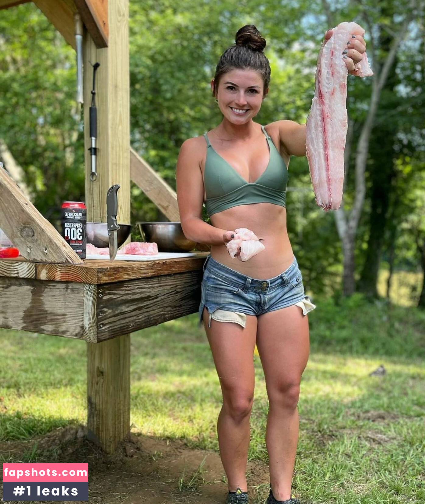 Hannah Barron gallery photo #156