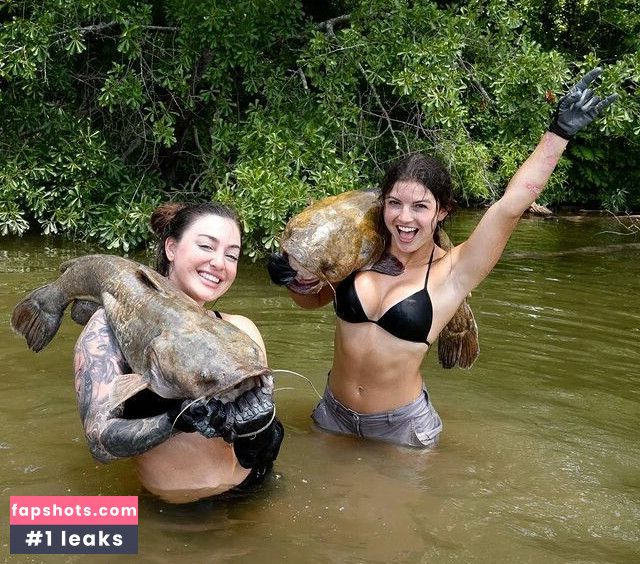 Hannah Barron gallery photo #158