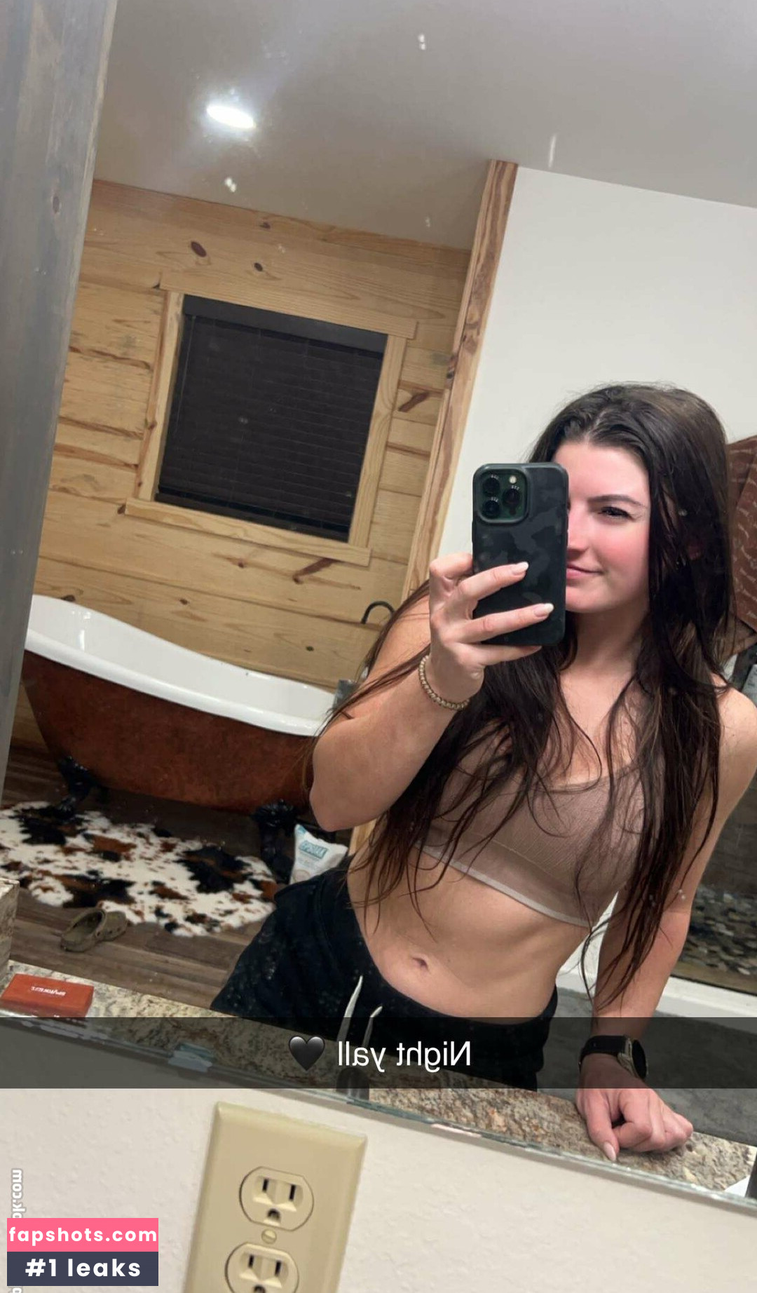 Hannah Barron gallery photo #33