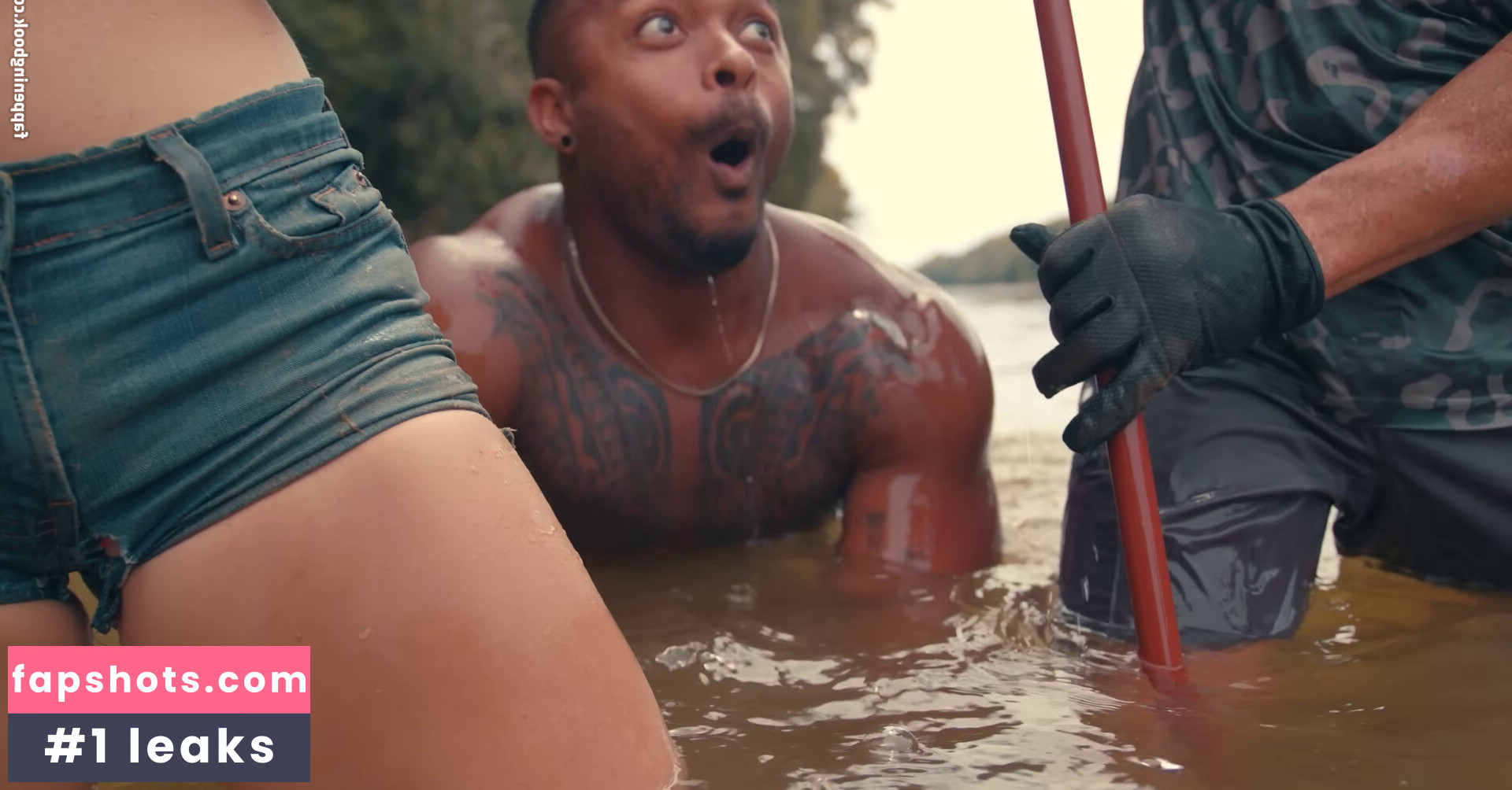 Hannah Barron gallery photo #34