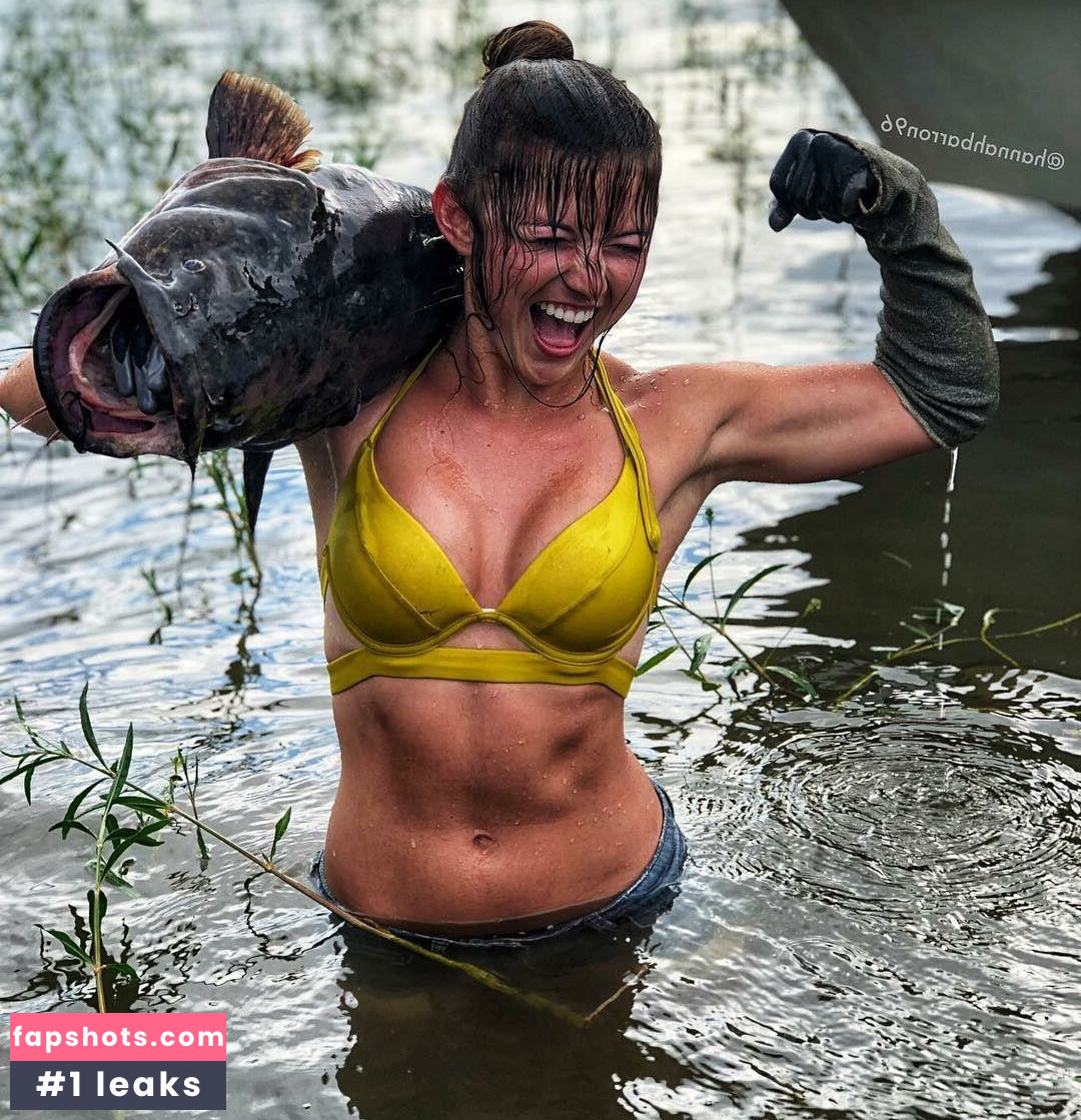 Hannah Barron gallery photo #70