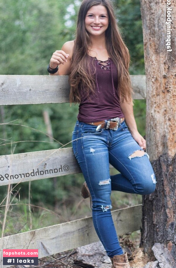 Hannah Barron gallery photo #87