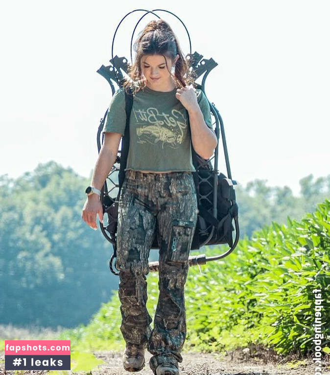 Hannah Barron gallery photo #96