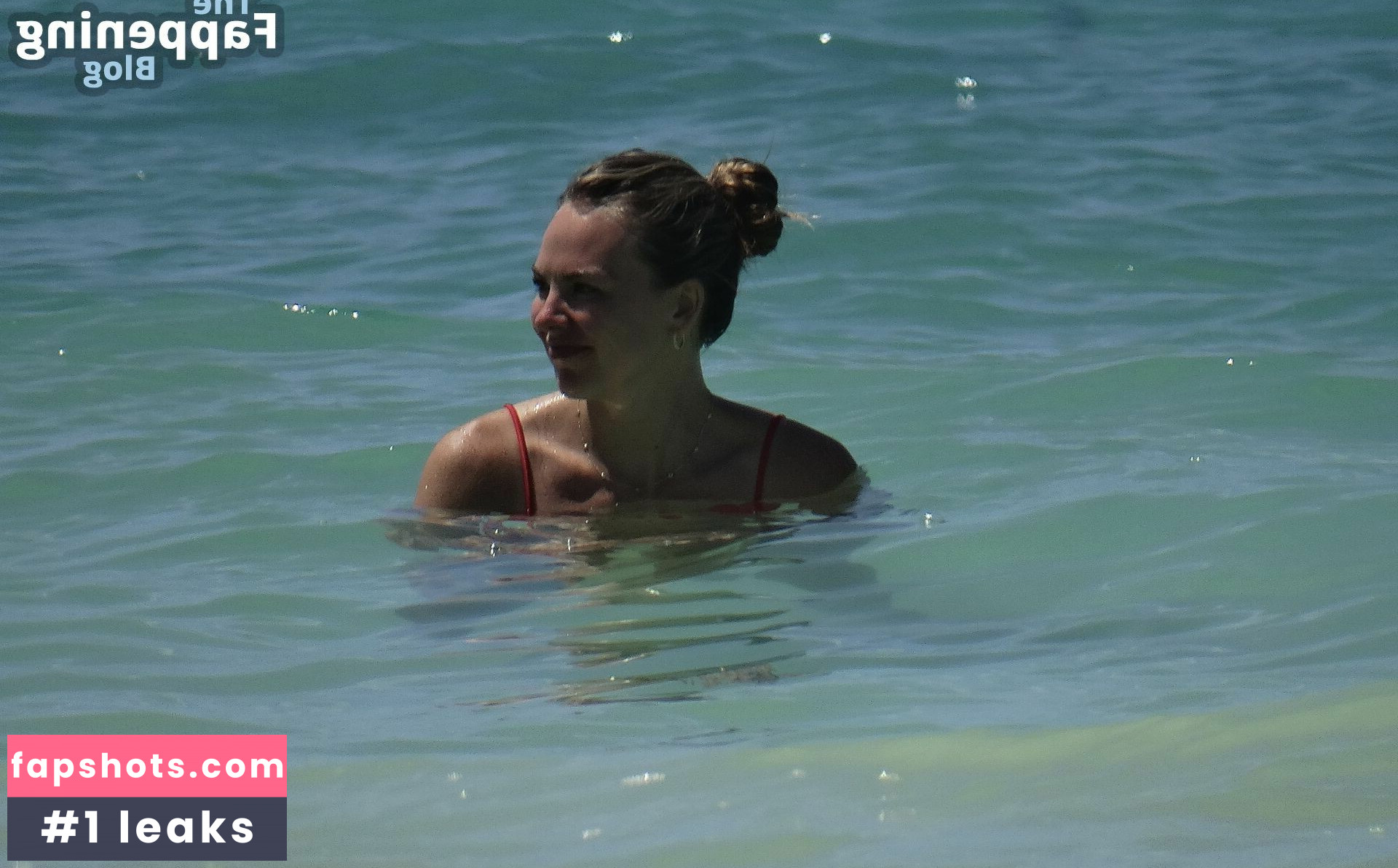 Hannah Brown gallery photo #43