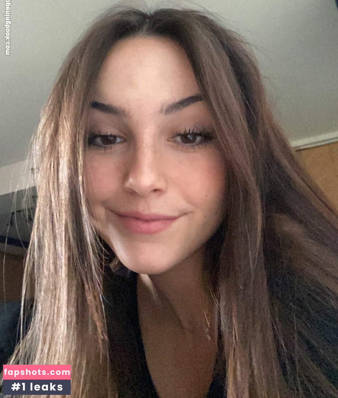 Hannah Cheramy Nude Leaks OnlyFans Photos #17 - LeakJerk