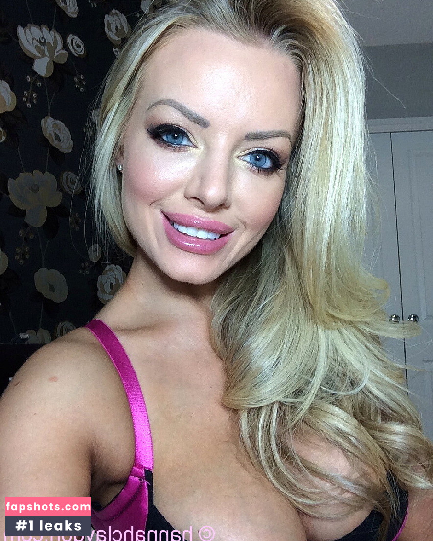 Hannah Claydon gallery photo #99