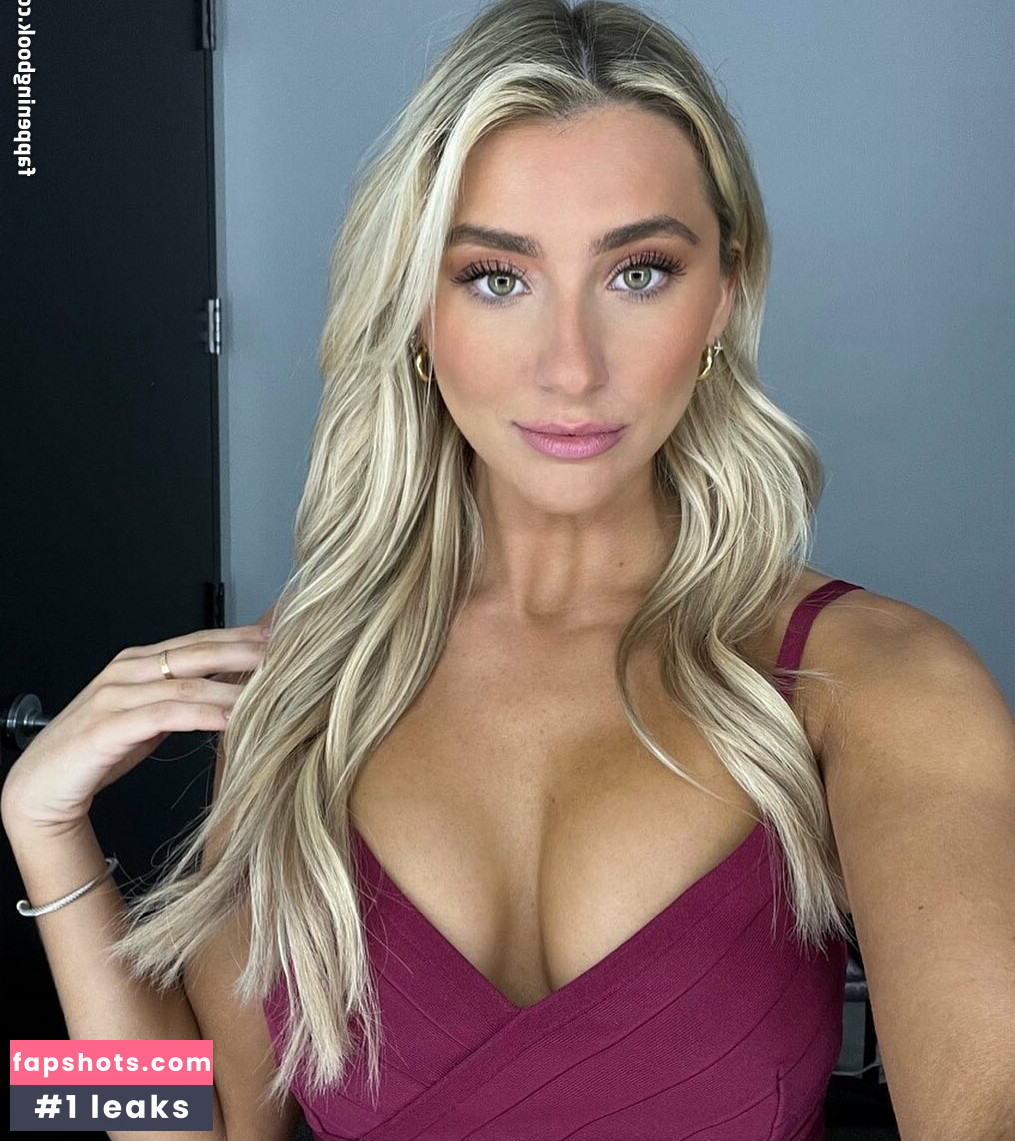 Hannah CookBarstool gallery photo #4