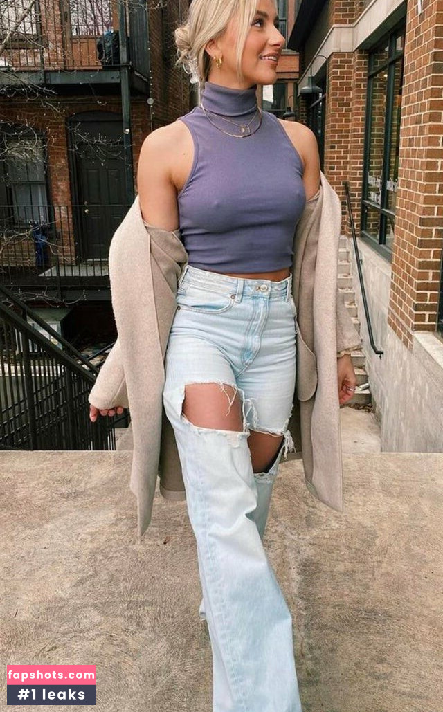 Hannah CookBarstool gallery photo #5