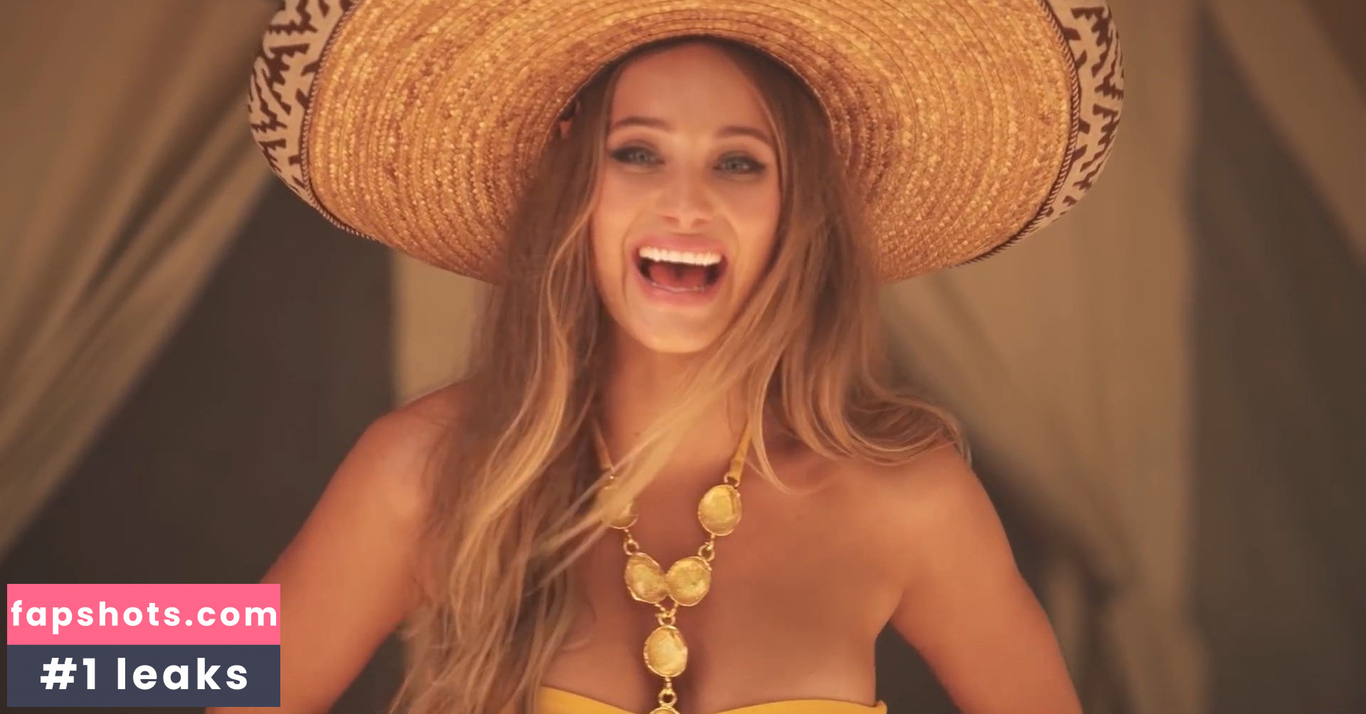 Hannah Davis gallery photo #125