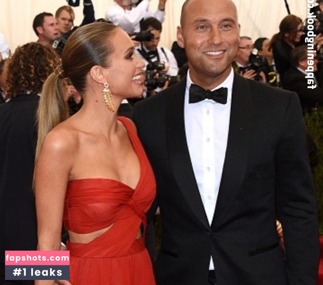 Hannah Davis gallery photo #21