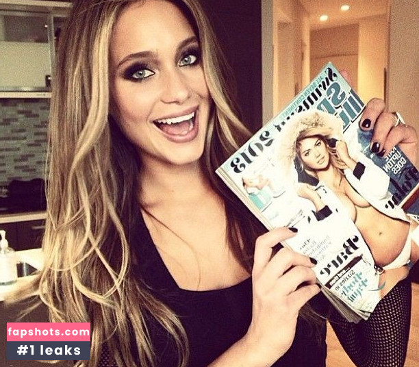 Hannah Davis gallery photo #59