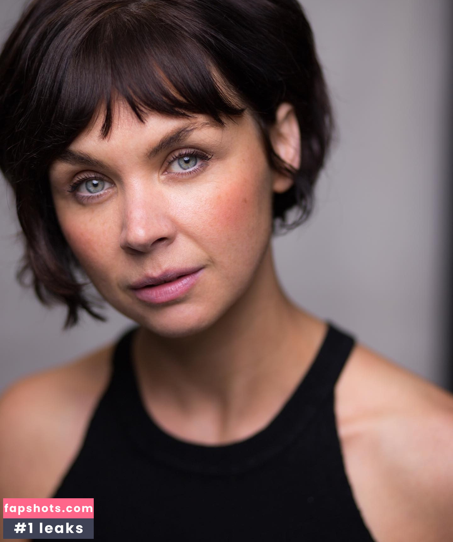 Hannah Donaldson gallery photo #9