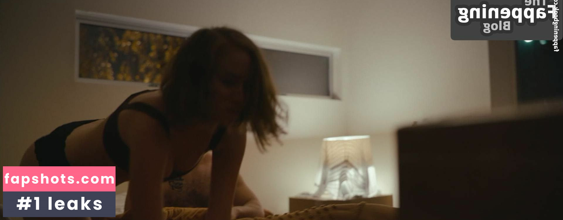 Hannah Einbinder gallery photo #12