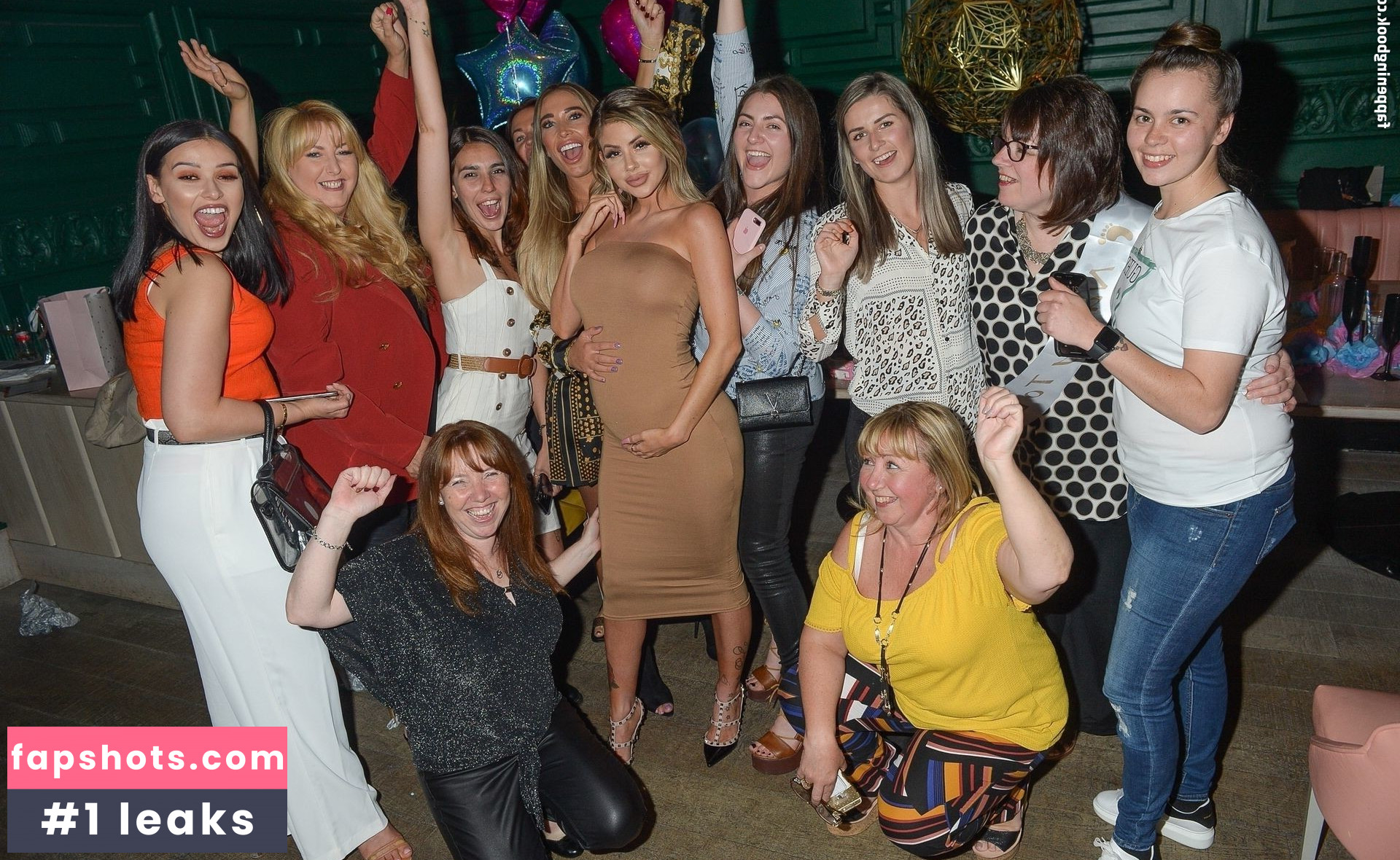 Hannah Elizabeth gallery photo #57