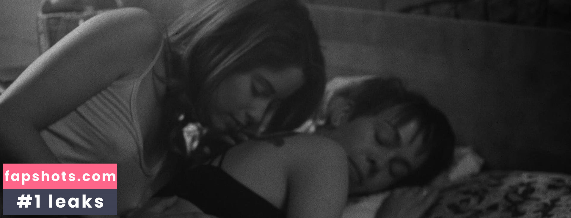 Hannah Emily Anderson gallery photo #2