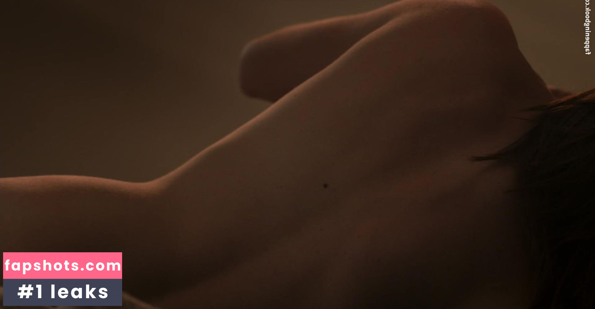 Hannah Emily Anderson gallery photo #9