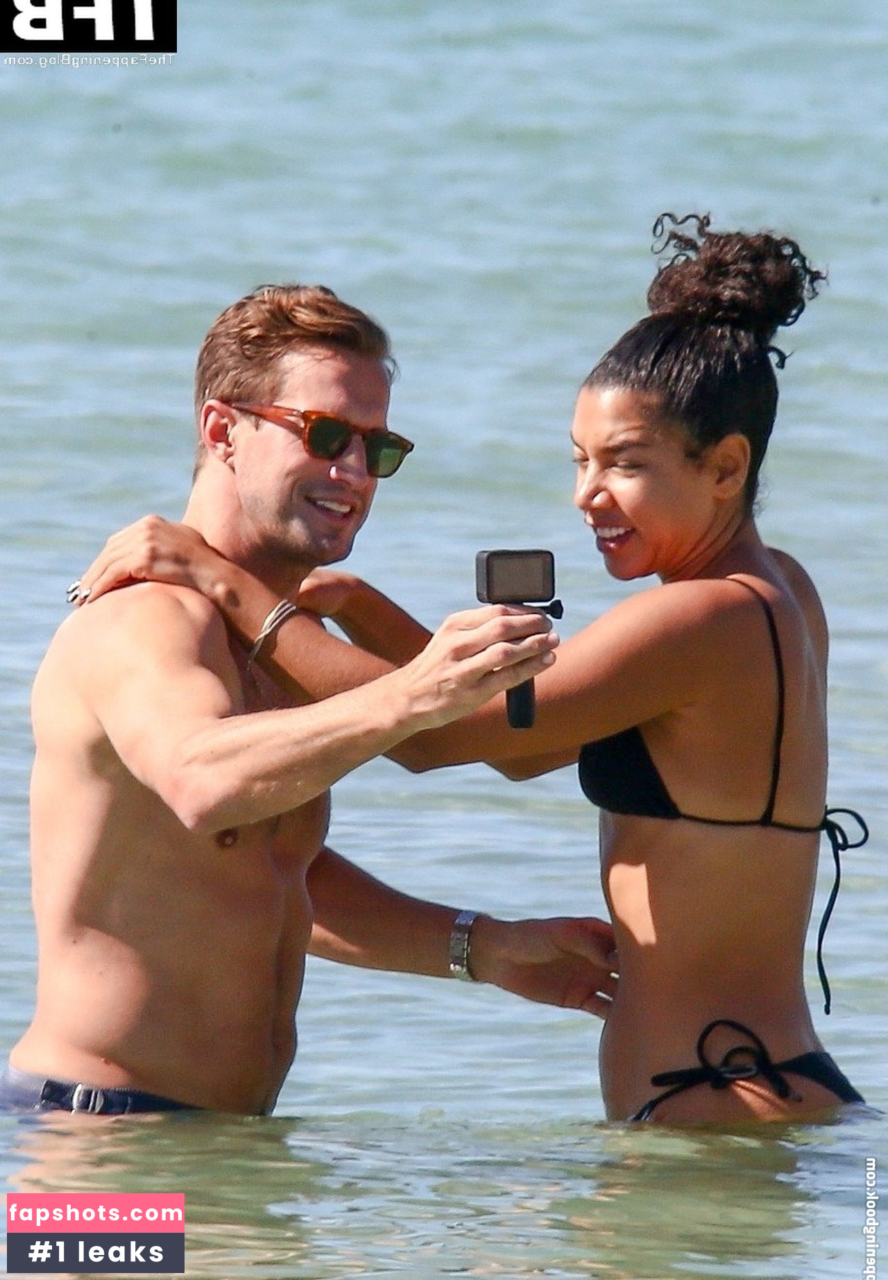 Hannah Fallis Bronfman gallery photo #29