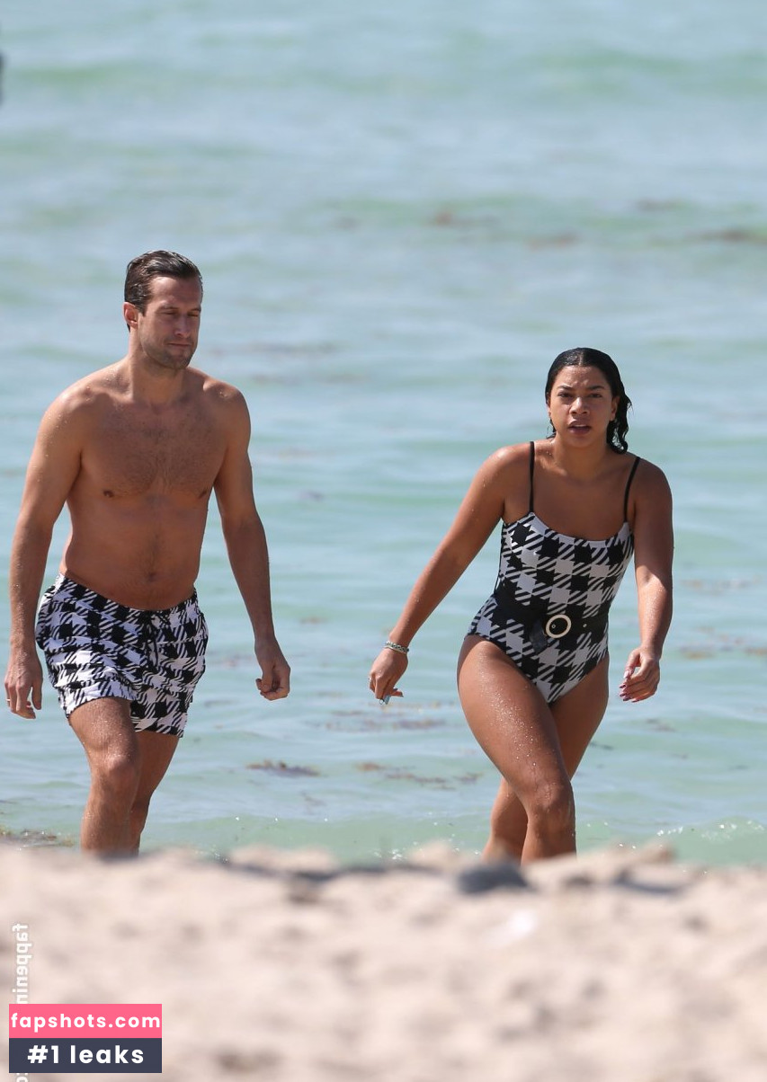 Hannah Fallis Bronfman gallery photo #52