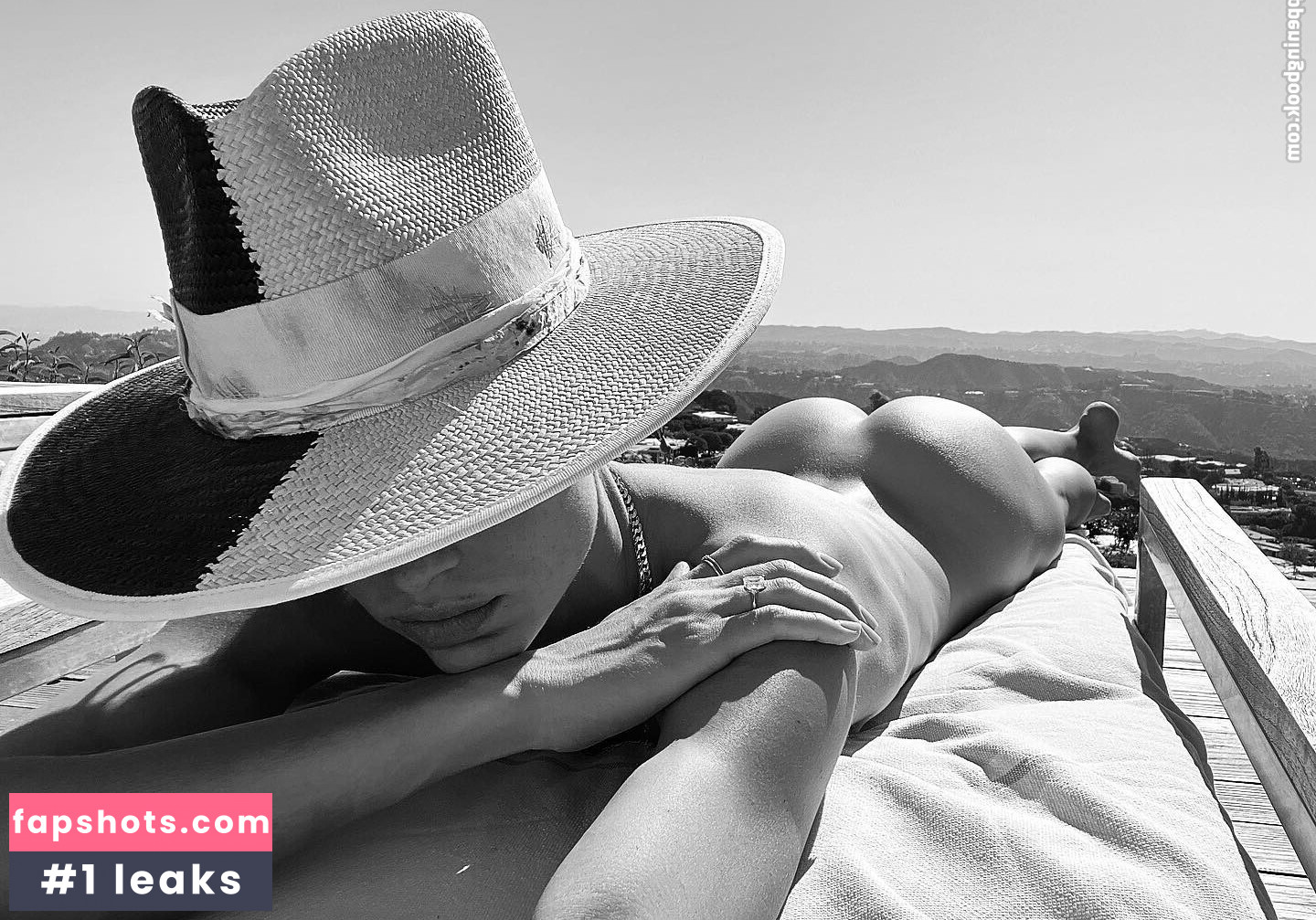 Hannah Ferguson gallery photo #3