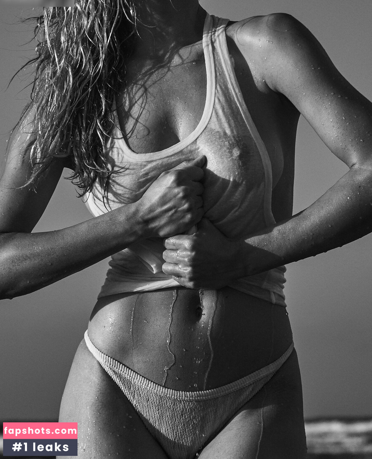 Hannah Ferguson gallery photo #5