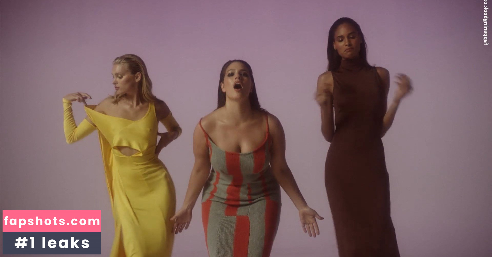 Hannah Ferguson gallery photo #911