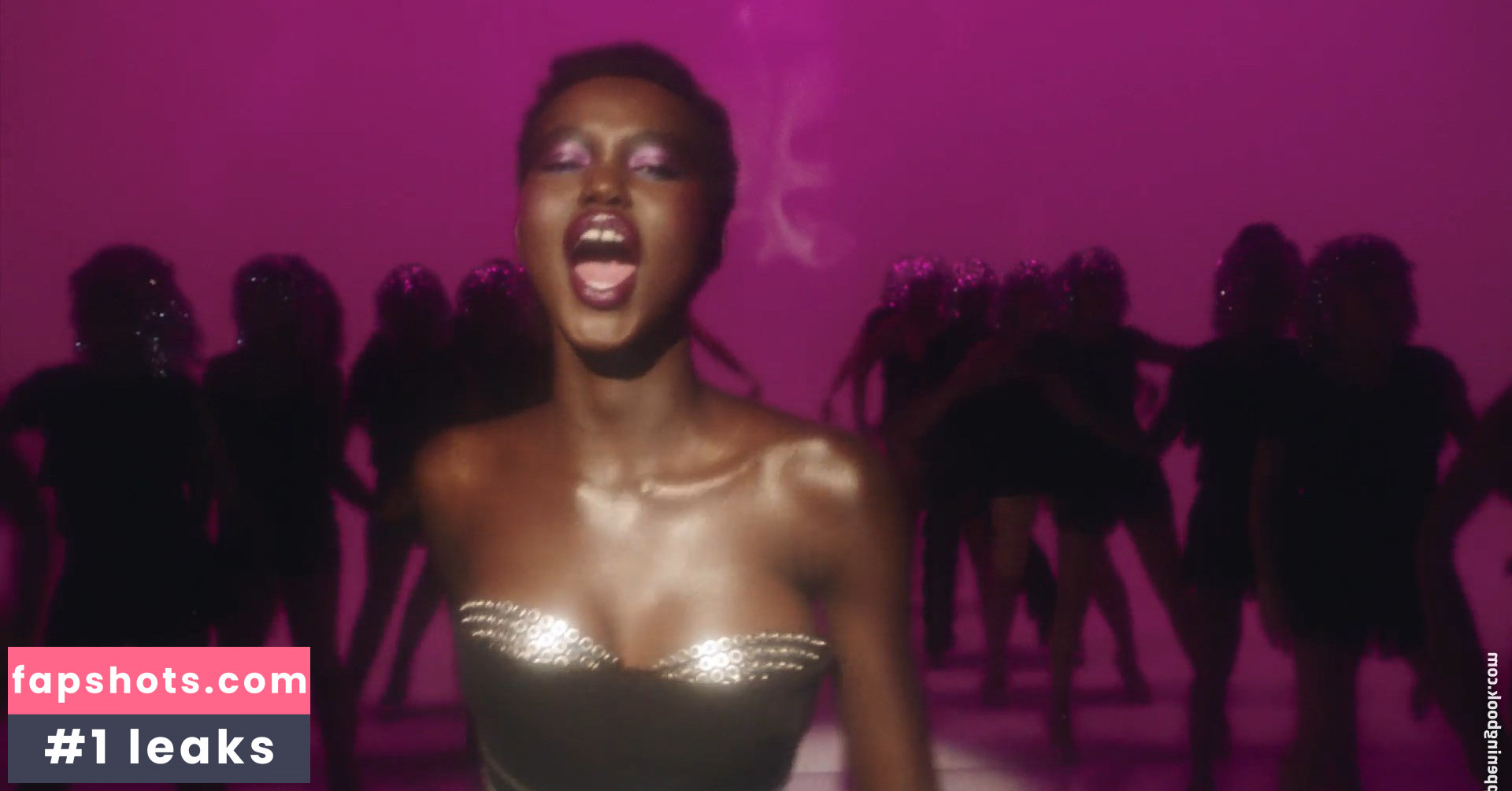 Hannah Ferguson gallery photo #916