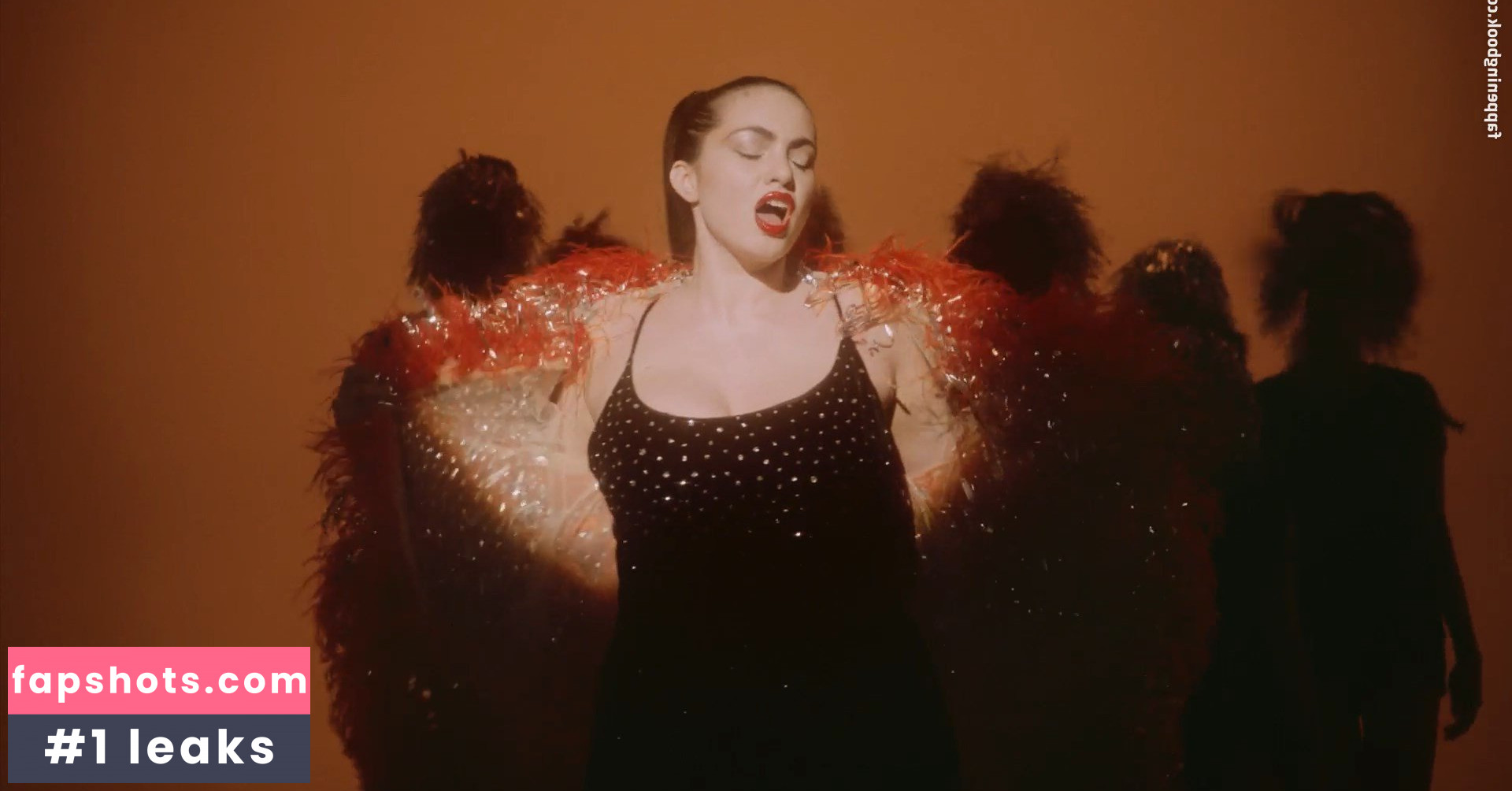 Hannah Ferguson gallery photo #931