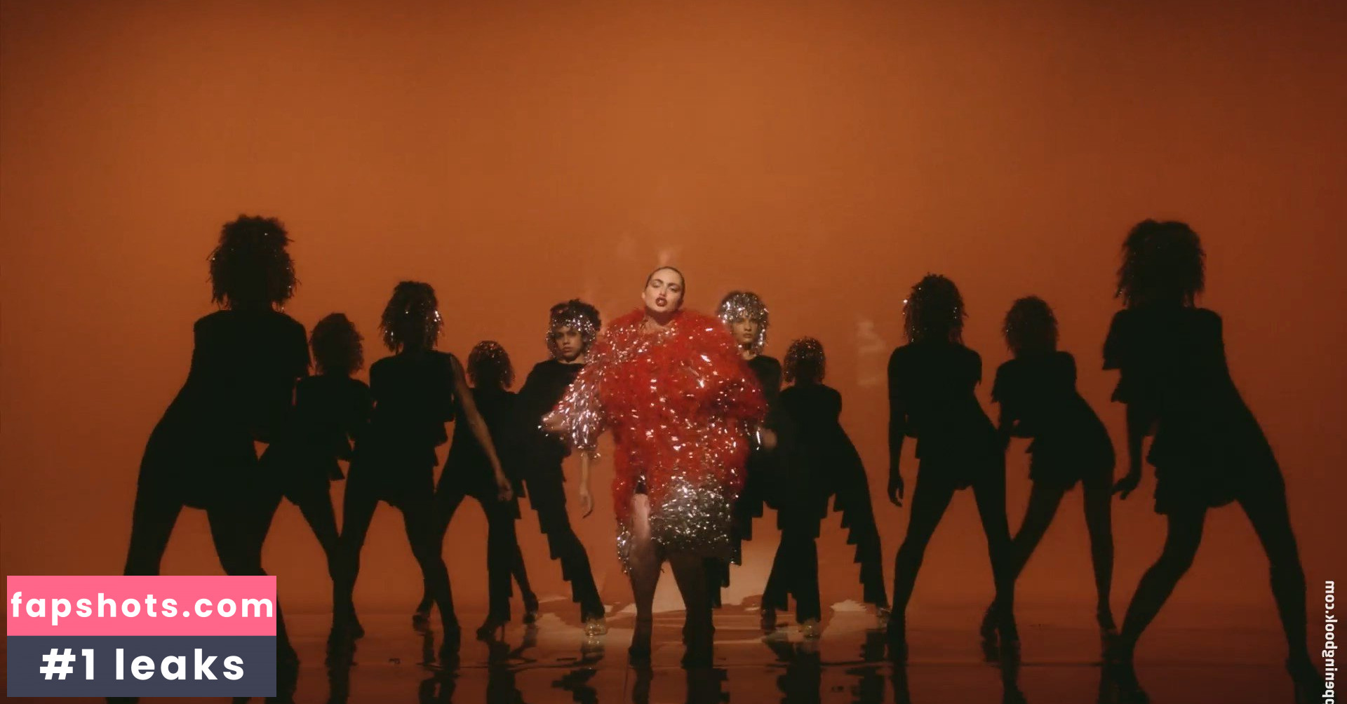 Hannah Ferguson gallery photo #940