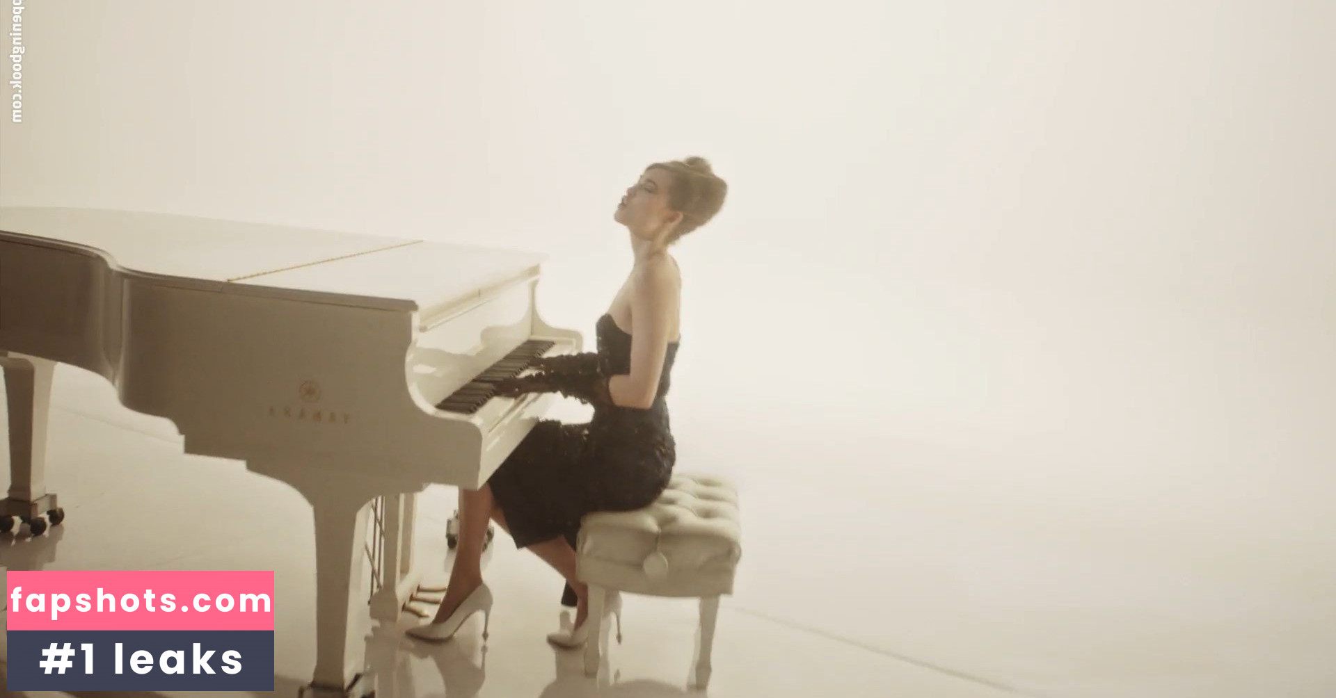 Hannah Ferguson gallery photo #951