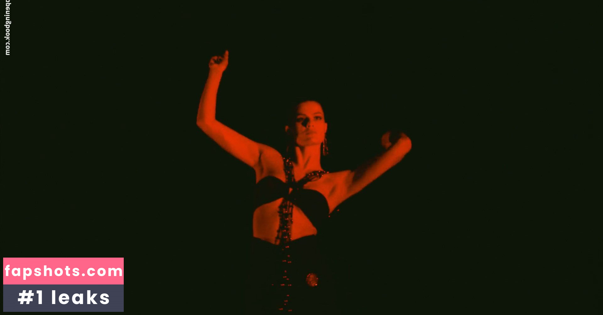 Hannah Ferguson gallery photo #953