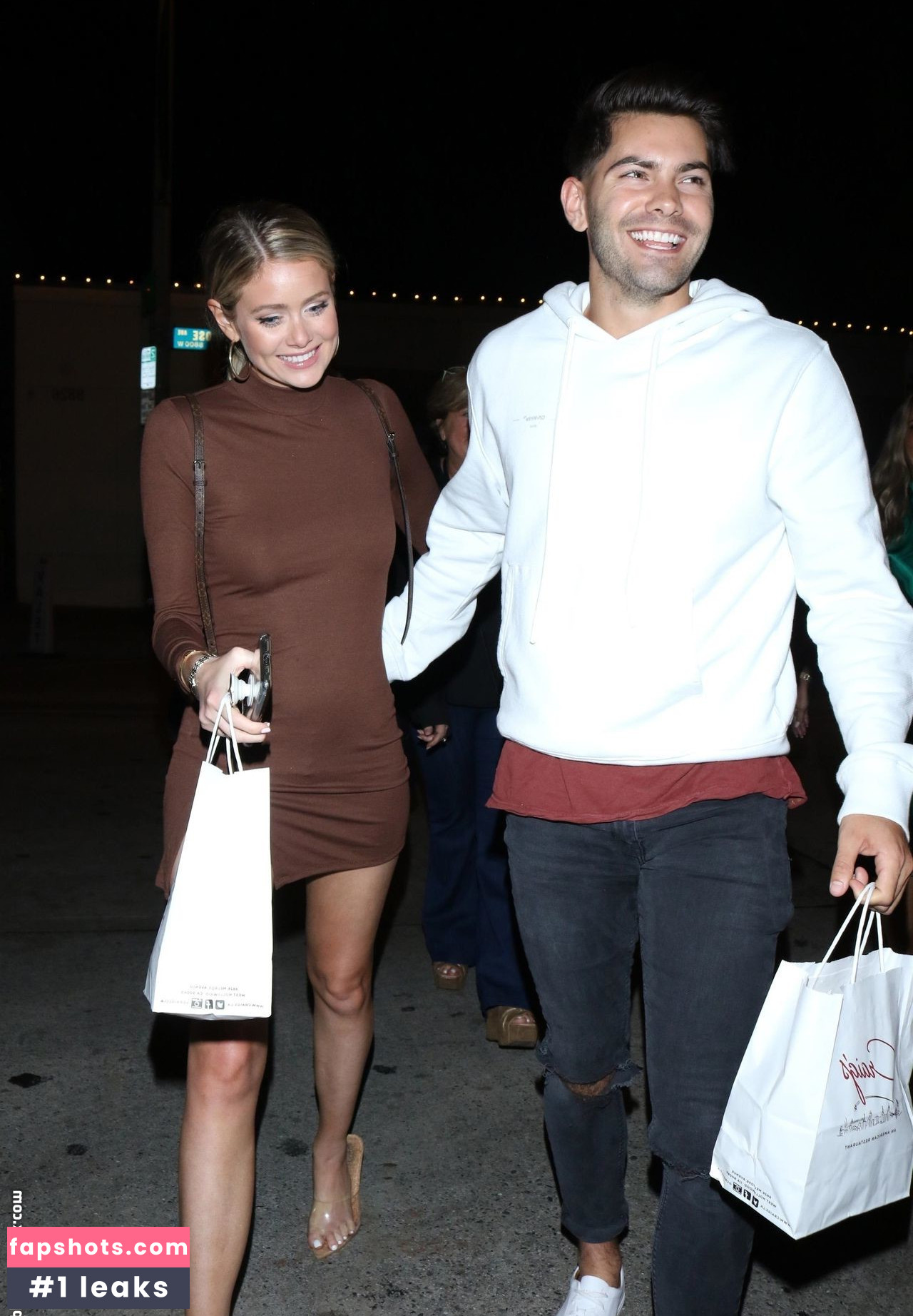 Hannah Godwin gallery photo #26