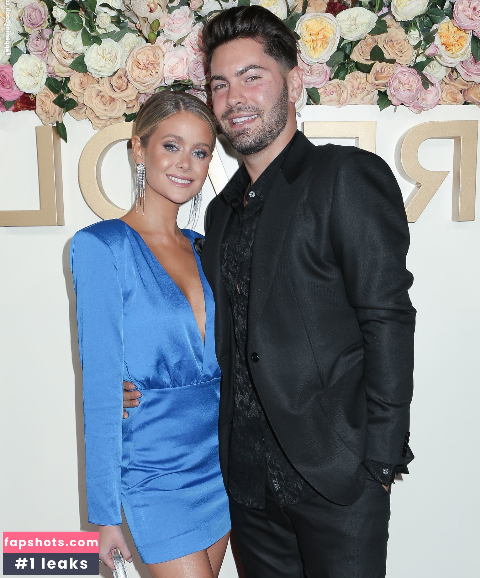 Hannah Godwin gallery photo #76