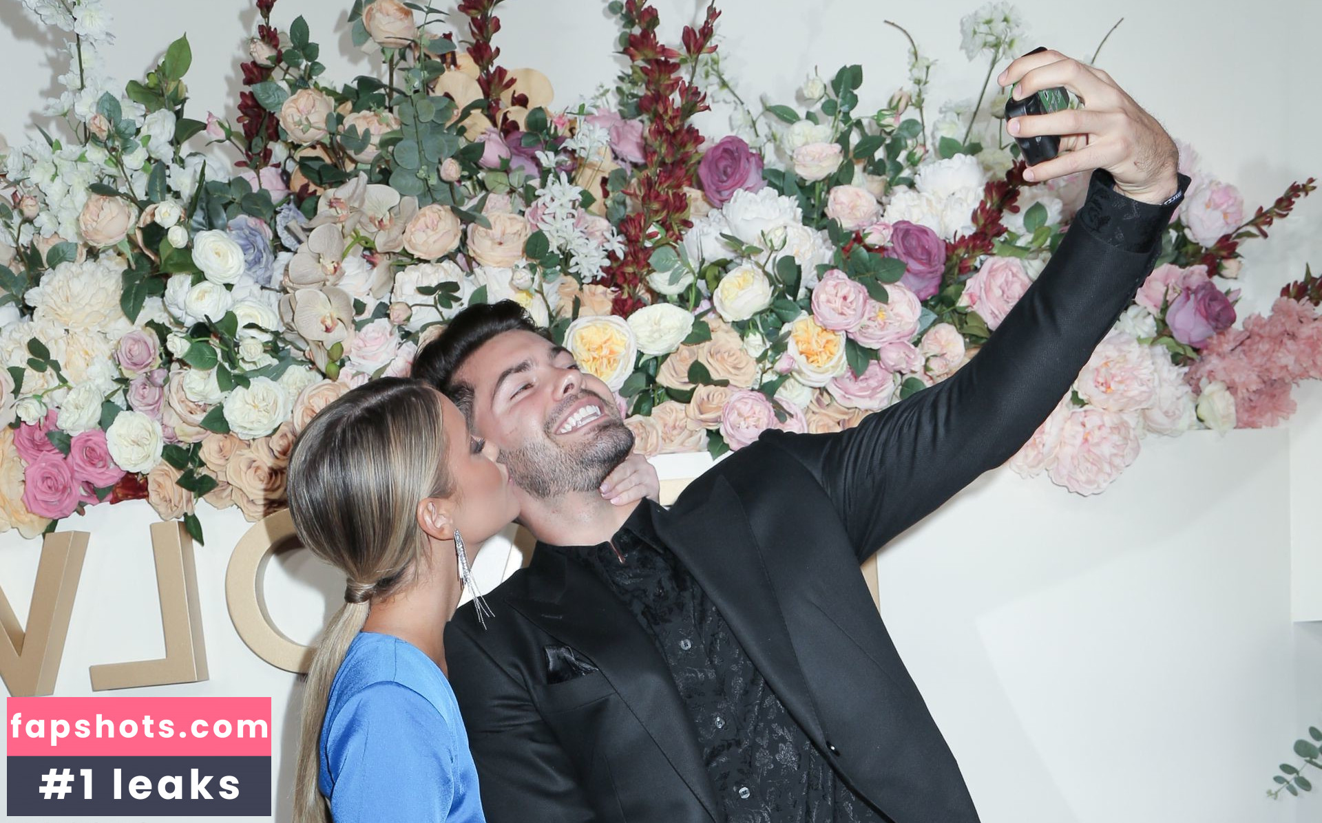 Hannah Godwin gallery photo #77