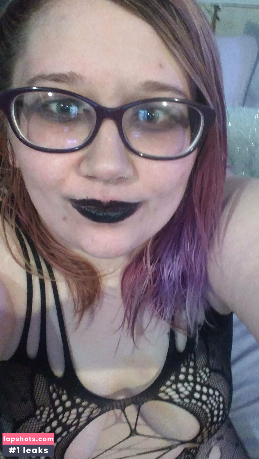 hannah_horn gallery photo #26