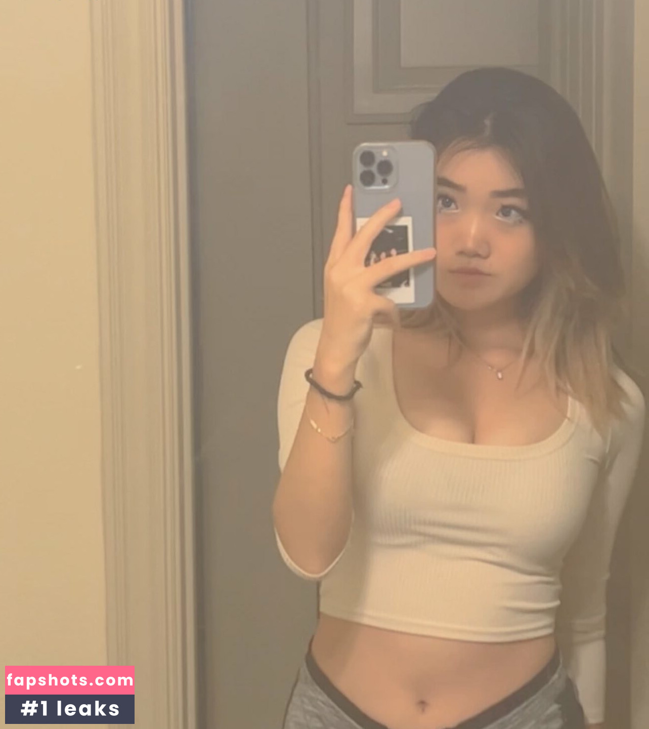 Hannah Hunni gallery photo #4