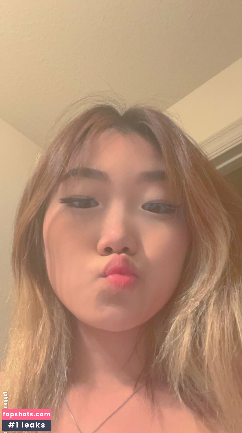 Hannah Hunni gallery photo #6