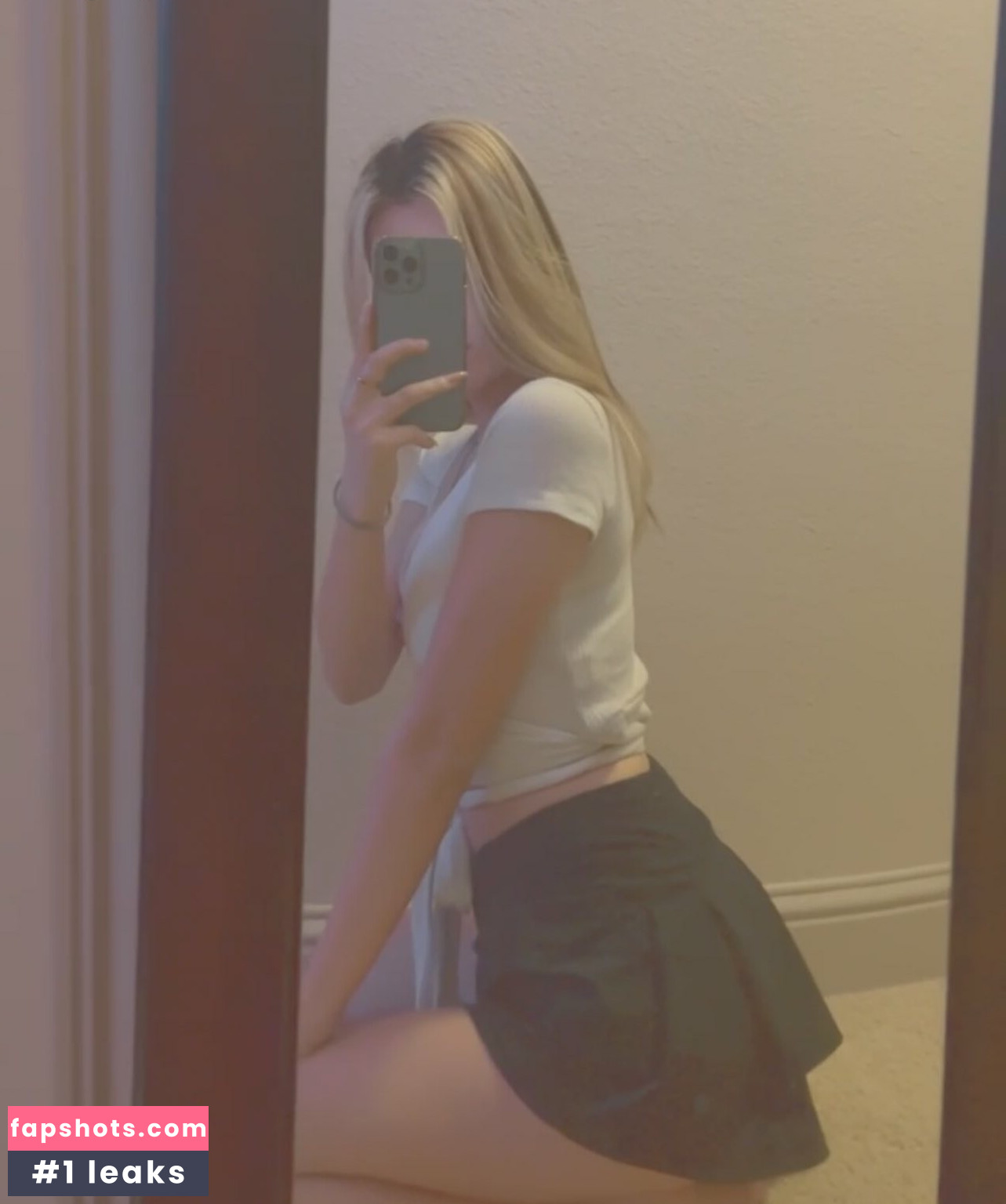 Hannah Hunni gallery photo #9