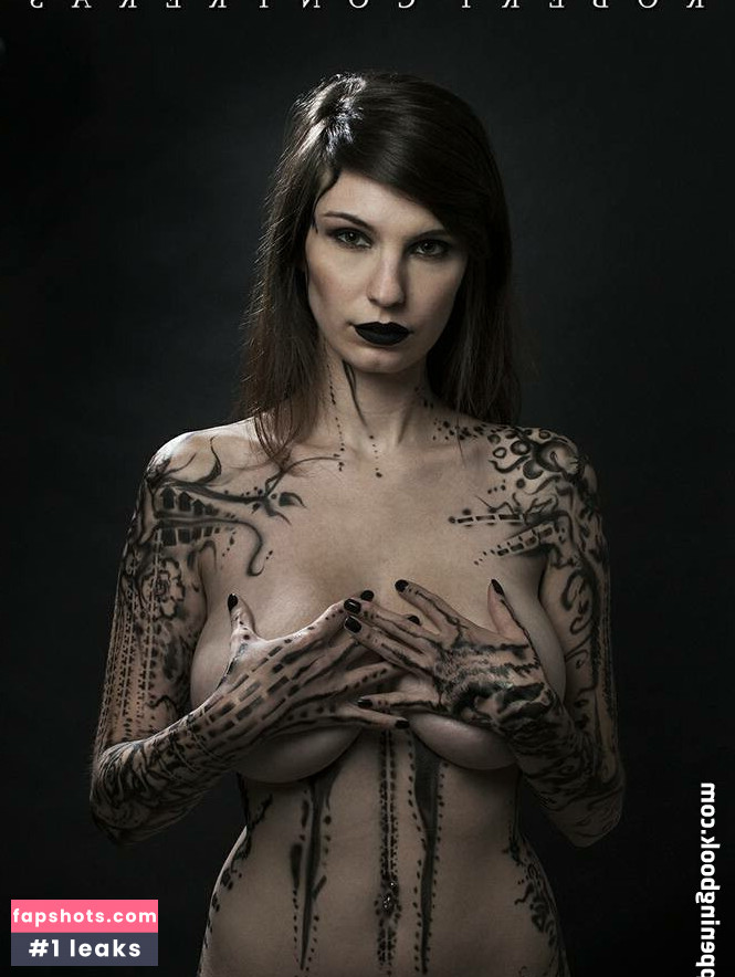 Hannah Jade gallery photo #23