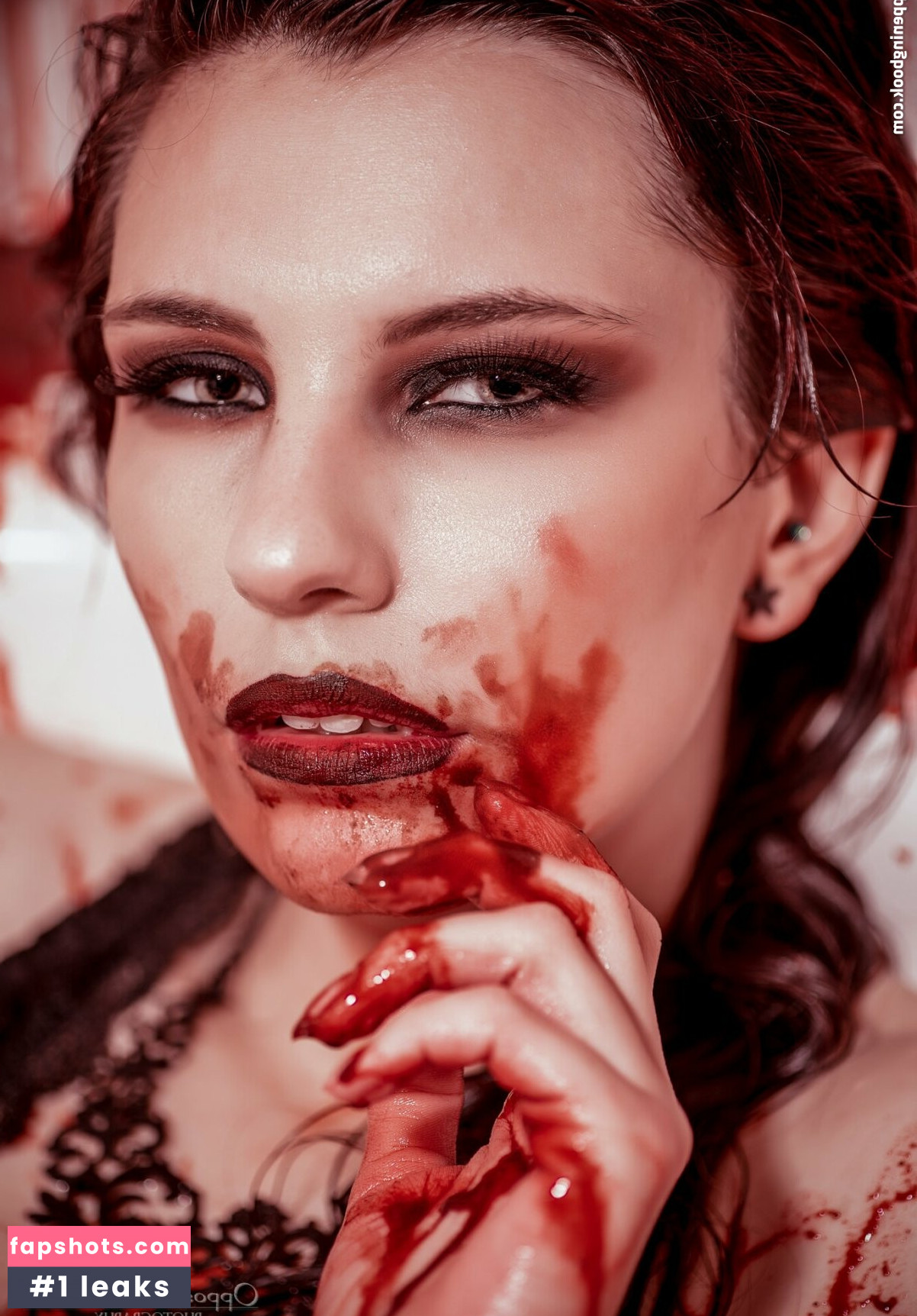 Hannah Jade gallery photo #25