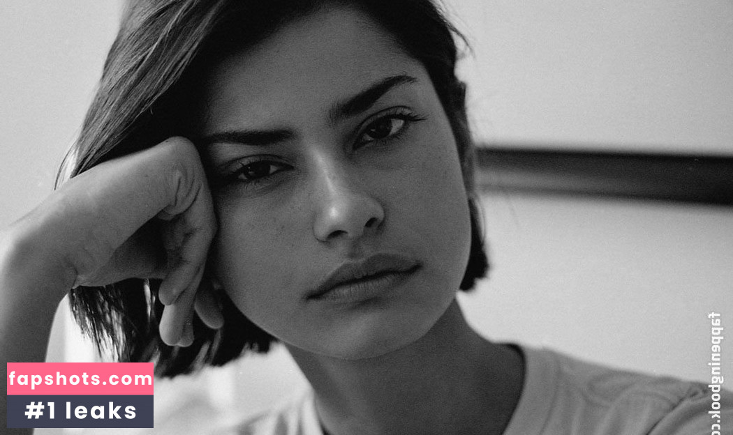 Hannah Kleit gallery photo #5