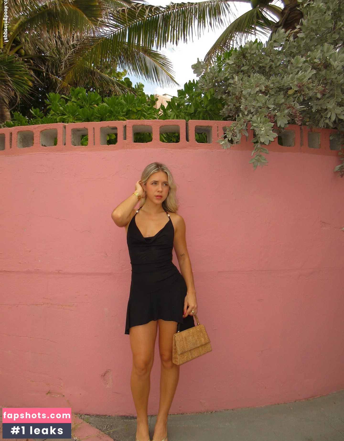 hannah_lutz gallery photo #2