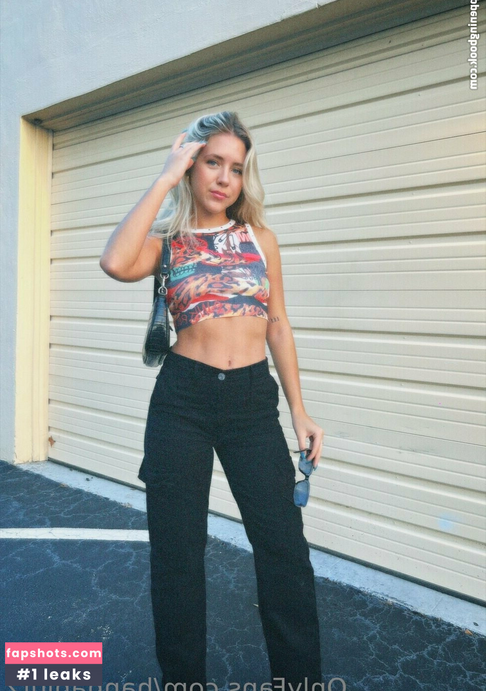 hannah_lutz nude babe gallery