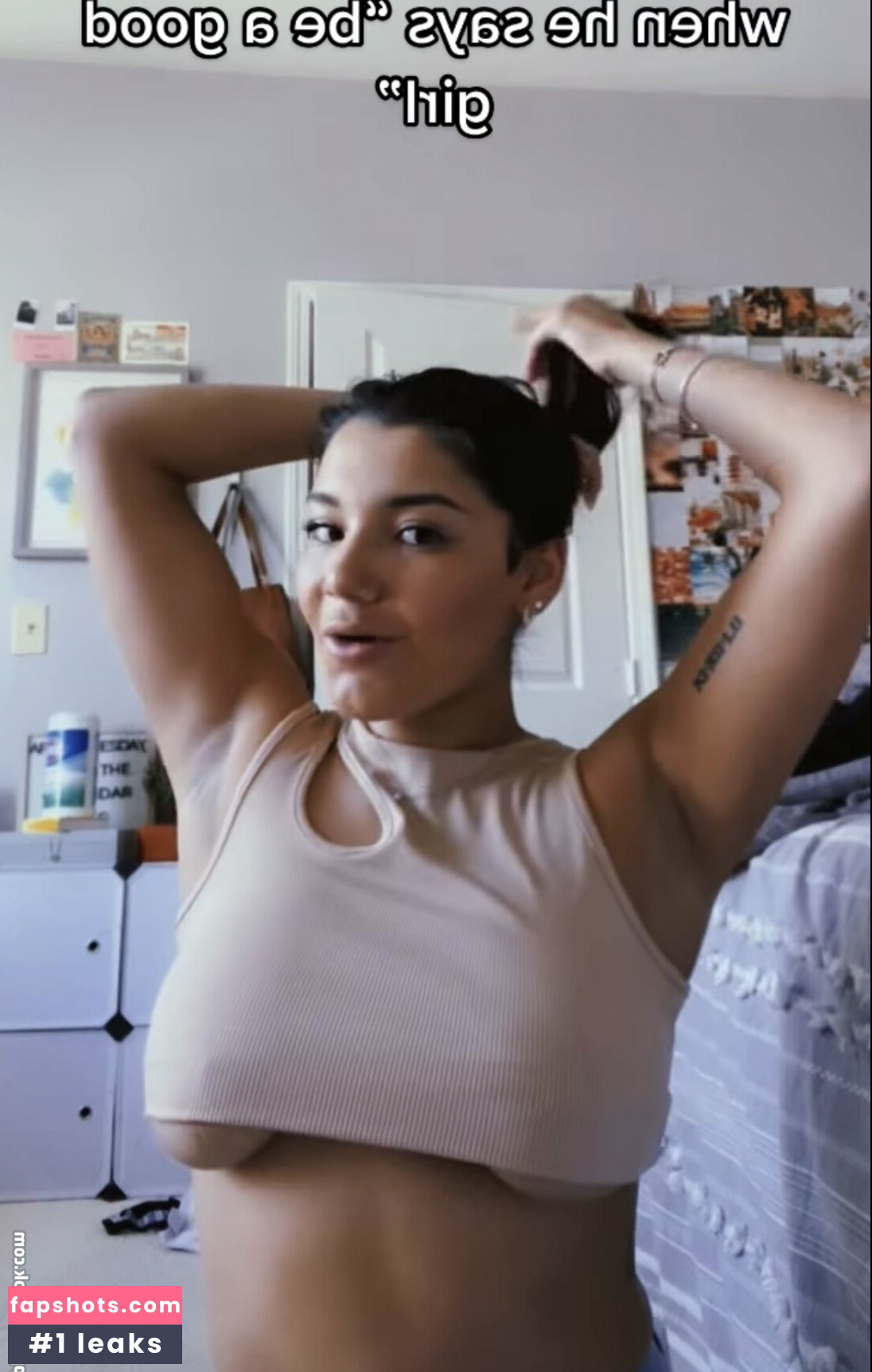 Hannah M gallery photo #2