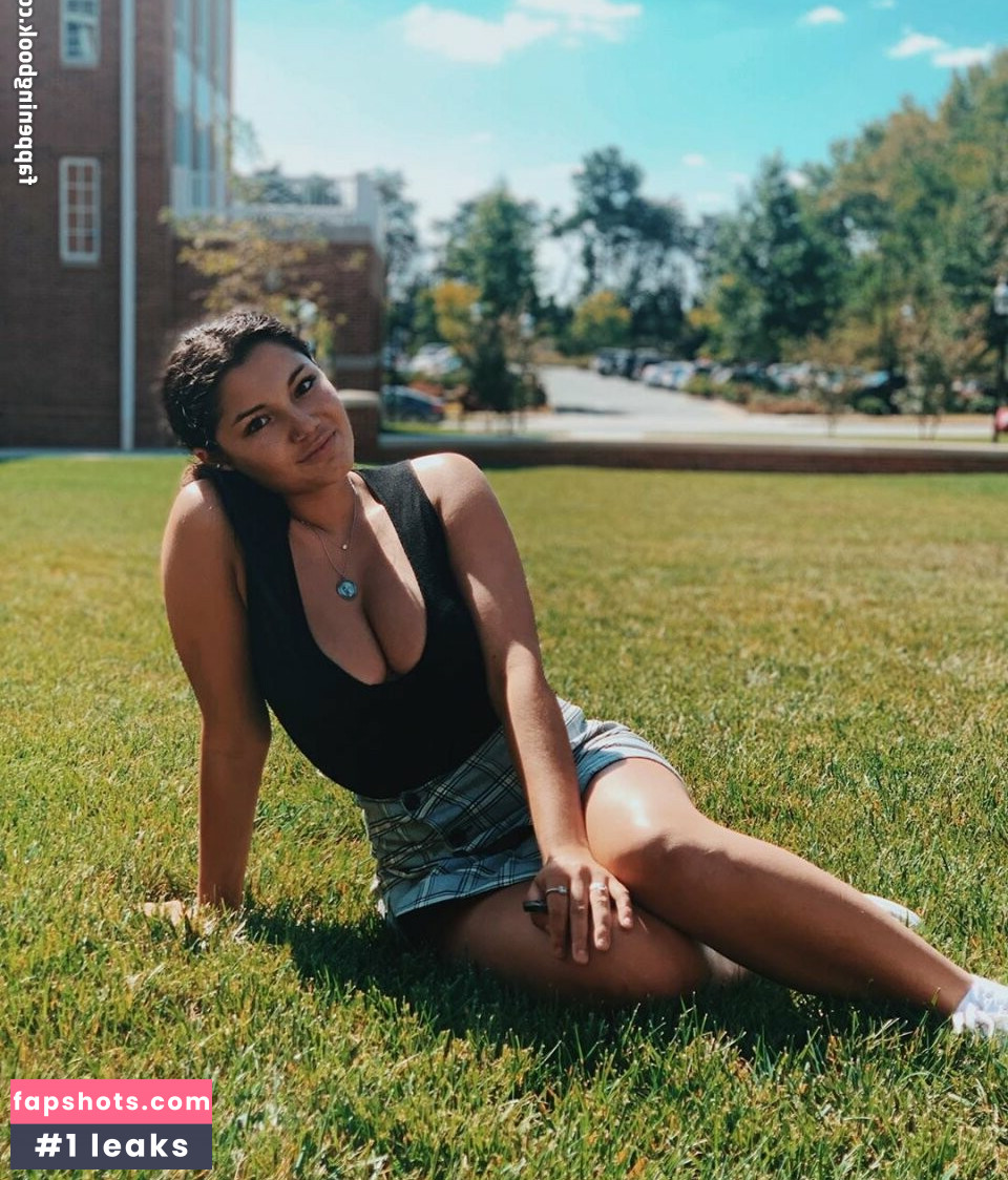 Hannah M gallery photo #66