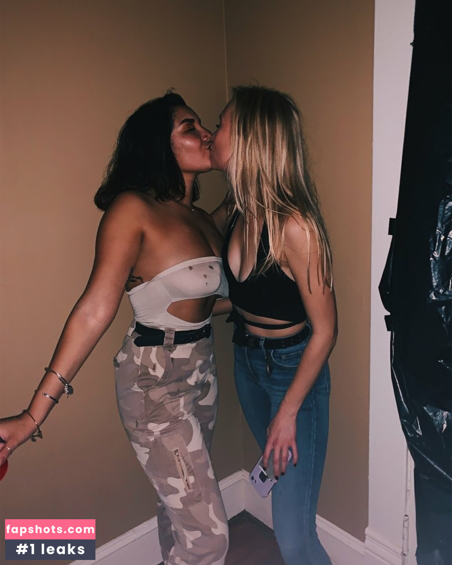 Hannah M gallery photo #76