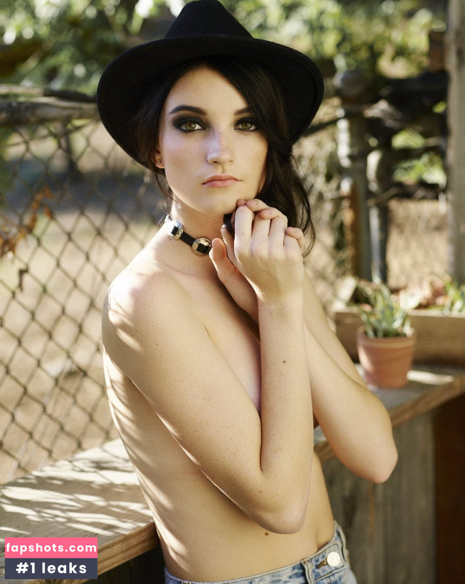 Hannah Masi gallery photo #24