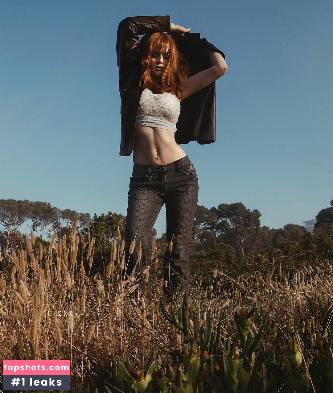 Hannah Mccloud gallery photo #11