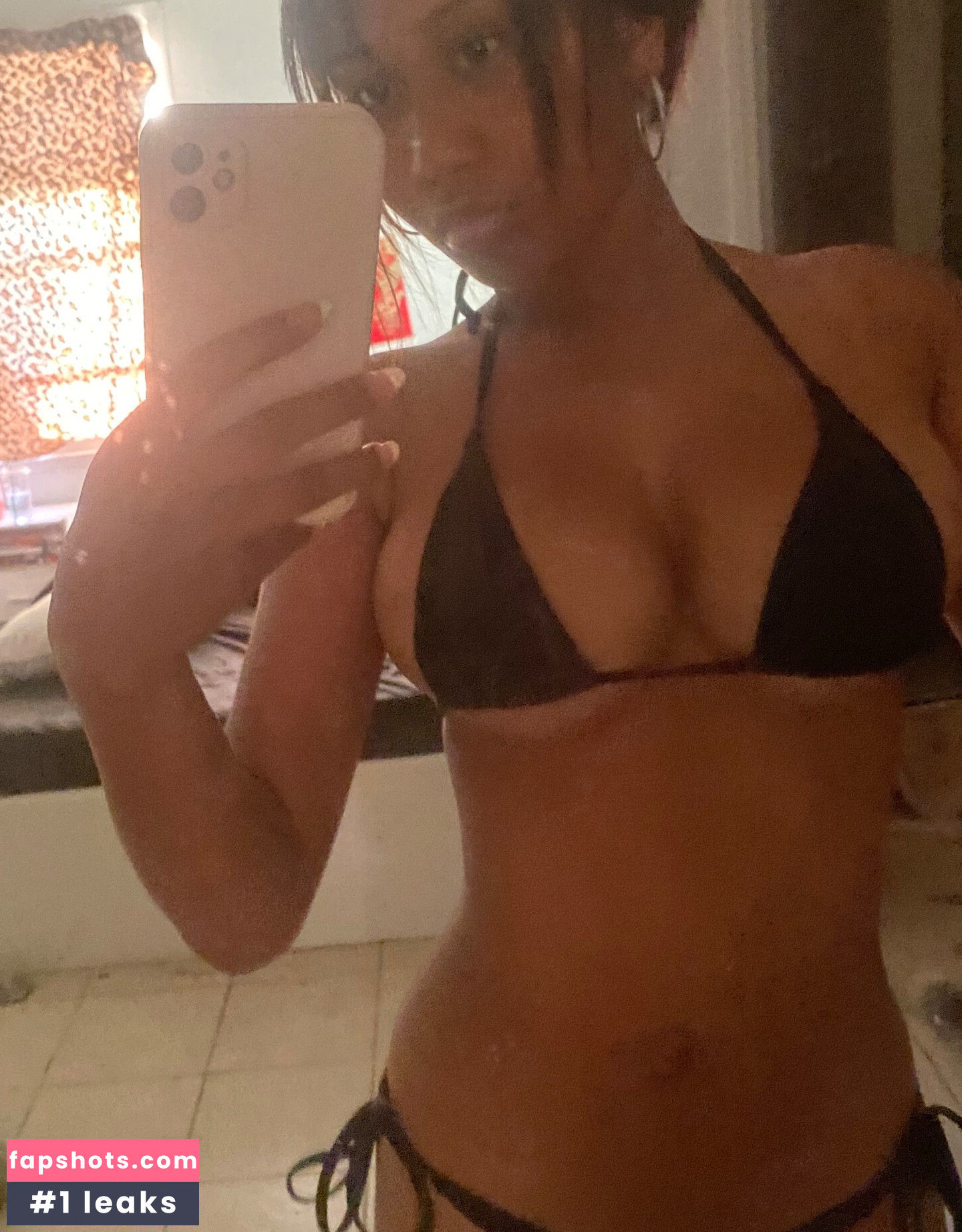 hannah_mea74107 gallery photo #4