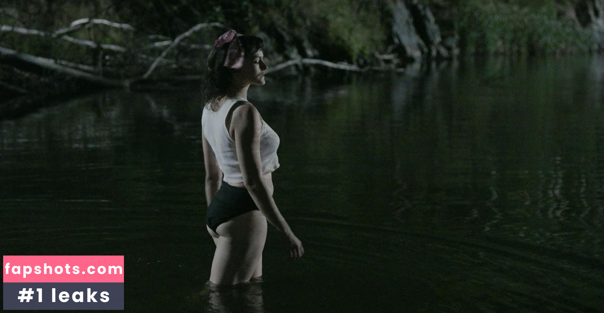 Hannah Monson gallery photo #4