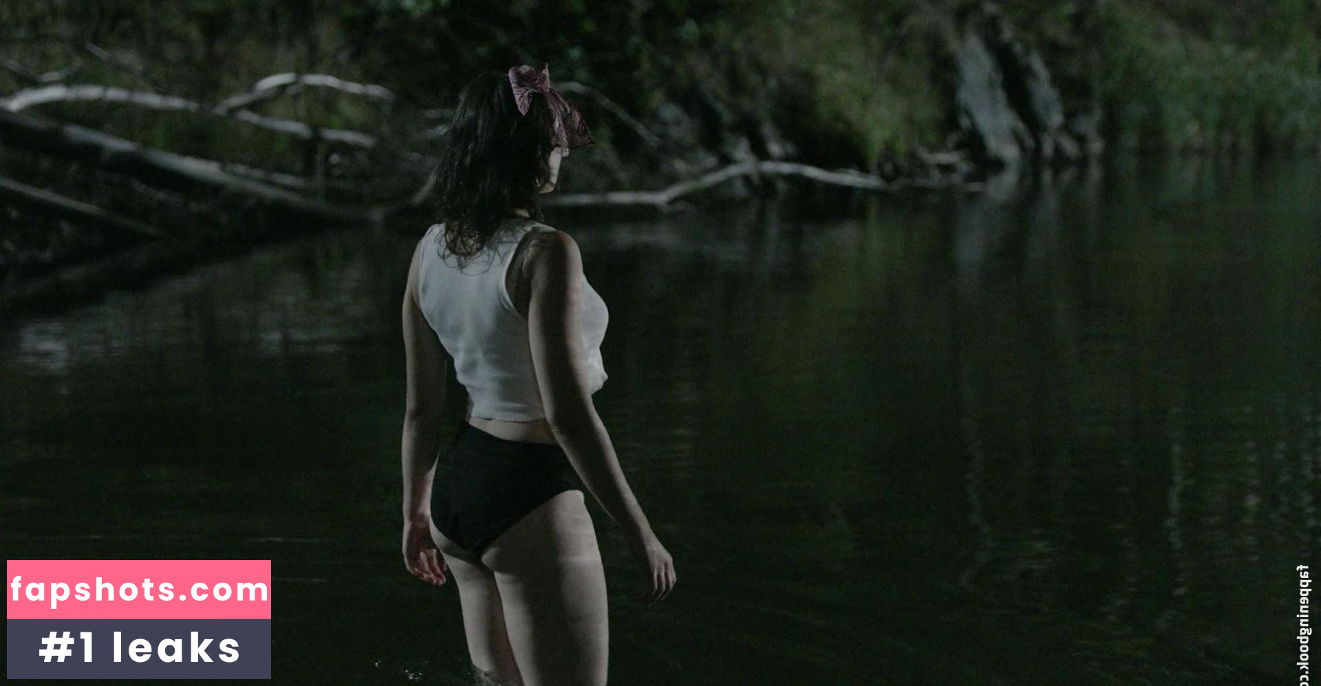 Hannah Monson gallery photo #6